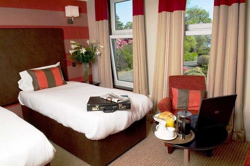 Rosslea Hall Hotel Rhu Exterior foto